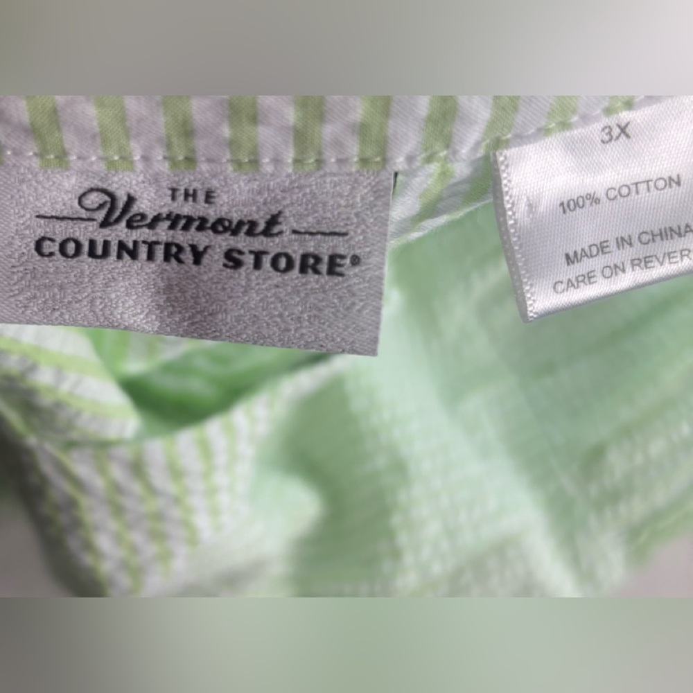 The Vermont Country Store 3X Seersucker Button-Front Pocketed Midi Dress in Lime - Picture 4 of 6